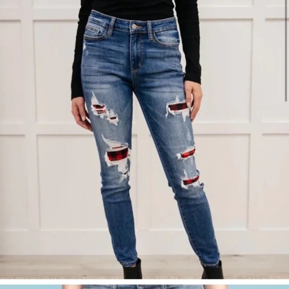 Judy Blue Red Buffalo Plaid Patch Distressed Skinny Fit Jeans Size 11\30